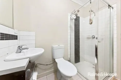 Property photo of 2/12 Emily Street St Albans VIC 3021