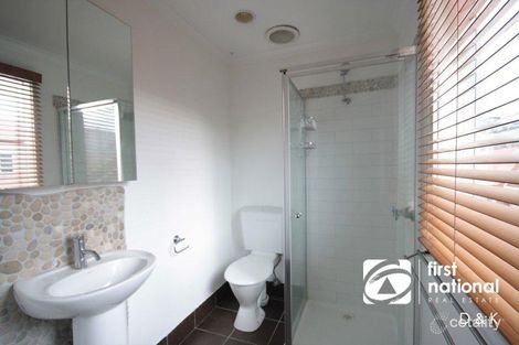 Property photo of 10 Simpson Walk Kensington VIC 3031