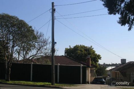 143 Station St, Burwood, VIC 3125