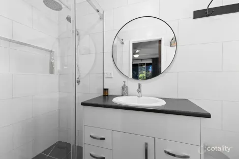 Property photo of 4 Spencer Avenue Deception Bay QLD 4508