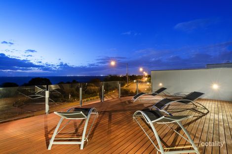 Property photo of 212 Beach Road Black Rock VIC 3193