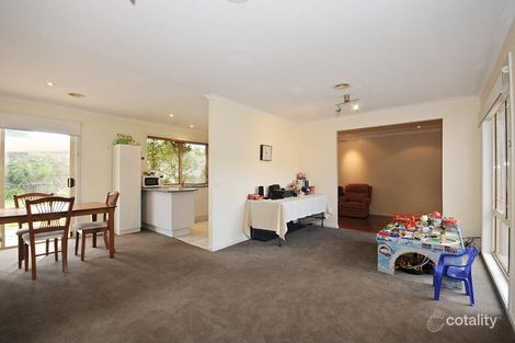 Property photo of 14 Skye Court Bayswater North VIC 3153