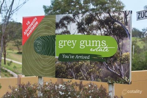 5 Zuccoli Dr, Blue Mountain Heights, QLD 4350