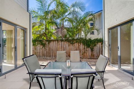 Property photo of 25 Mahogany Boulevard Warriewood NSW 2102