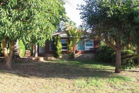 17 Lucich St, Kelmscott, WA 6111