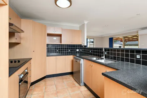 Property photo of 6 Glover Crescent Metford NSW 2323