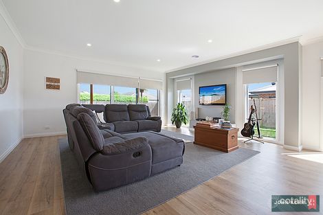 Property photo of 17 Collingwood Drive Trafalgar VIC 3824