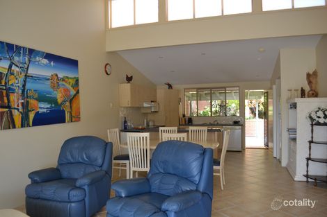 Property photo of 24/2 Langi Place Ocean Shores NSW 2483