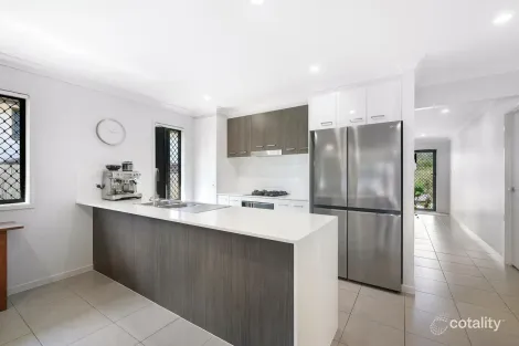 Property photo of 15 Allington Circuit Maudsland QLD 4210