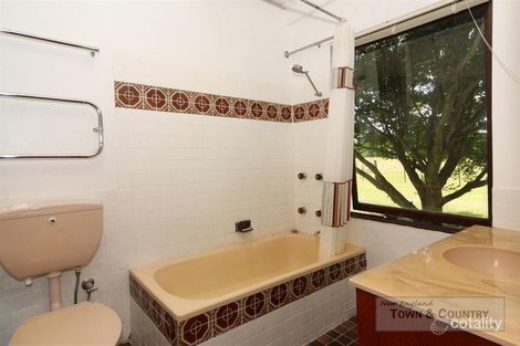 Property photo of 1 Wattle Drive Saumarez NSW 2350