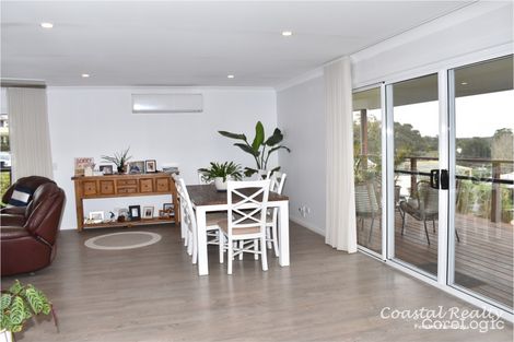 Property photo of 9 Illawarra Crescent Coomba Park NSW 2428