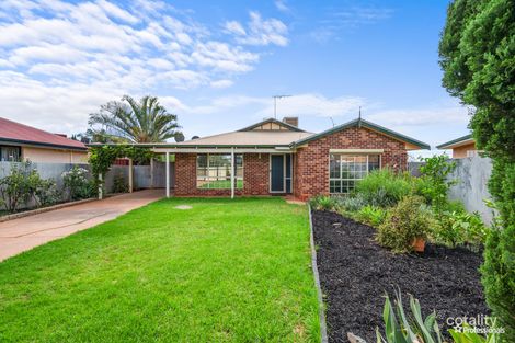 Property photo of 50 Crowley Gardens Somerville WA 6430