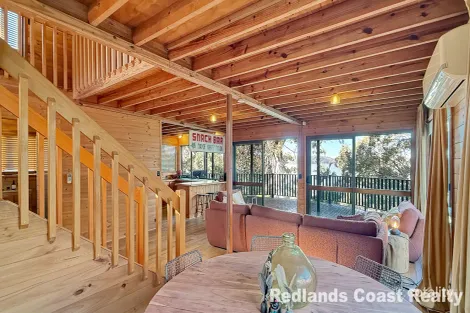 Property photo of 50 Resthaven Drive Lamb Island QLD 4184