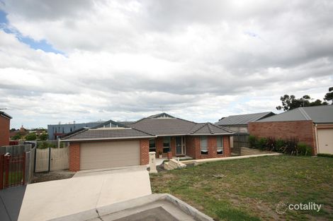 4 Ravenell Ct, Bell Post Hill, VIC 3215