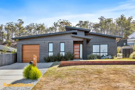 Property photo of 18 Reeves Crescent Kingston TAS 7050