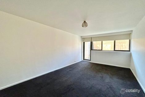 Property photo of 2/734 Centre Road Bentleigh East VIC 3165
