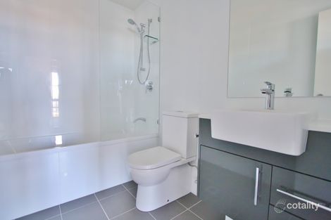 Property photo of 16/902 Logan Road Holland Park West QLD 4121