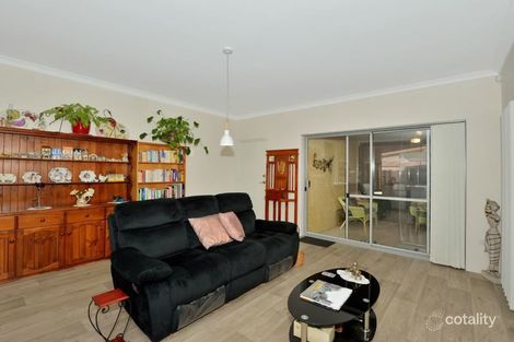 Property photo of 50 Cassowary Crescent Coodanup WA 6210