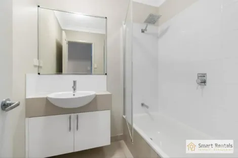 Property photo of 11 Mainwaring Way Oonoonba QLD 4811