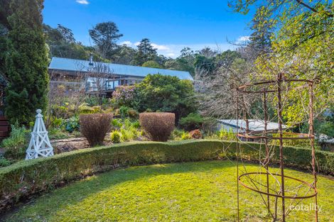 Property photo of 24 Ryans Parade Mount Macedon VIC 3441