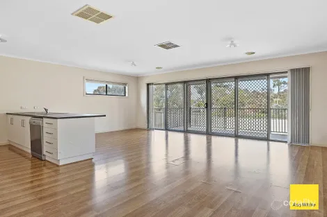 Property photo of 4B Bronze Drive Kangaroo Flat VIC 3555