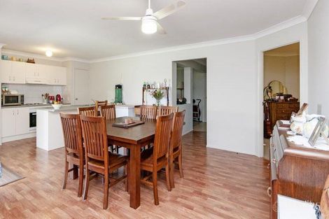 Property photo of 38 Wattle Crescent Raceview QLD 4305