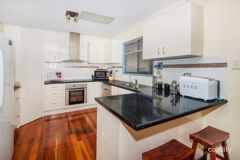 Property photo of 80 Valentia Street Mansfield QLD 4122