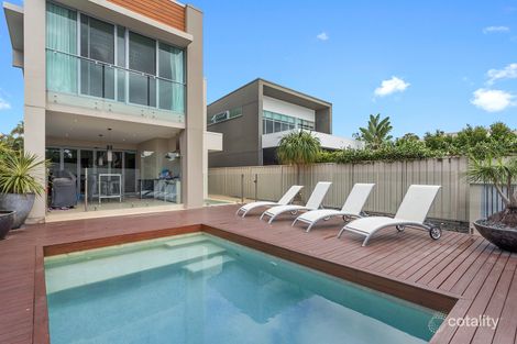 20 Durham St, Southport, QLD 4215