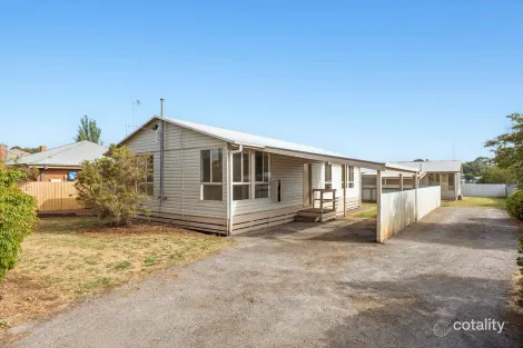 2/84 Parrott St, Cobden, VIC 3266