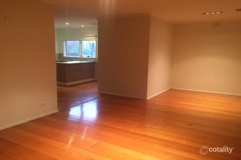 Property photo of 2/23 Carramar Avenue Camberwell VIC 3124