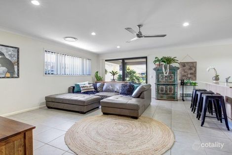 Property photo of 5 Holloways Court Blacks Beach QLD 4740