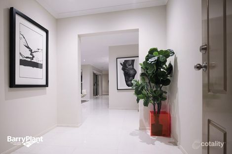 Property photo of 22 Bingin Place Craigieburn VIC 3064