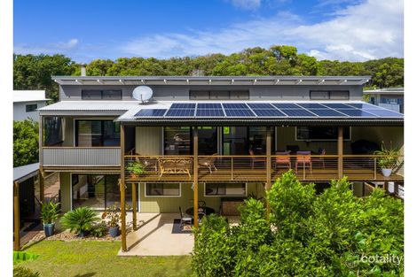 19 Naiad Ct, Rainbow Beach, QLD 4581