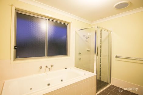 Property photo of 14 Billabong Drive Cameron Park NSW 2285