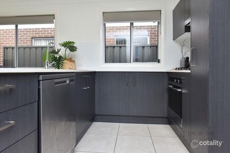 Property photo of 10/20 Teak Close Fletcher NSW 2287