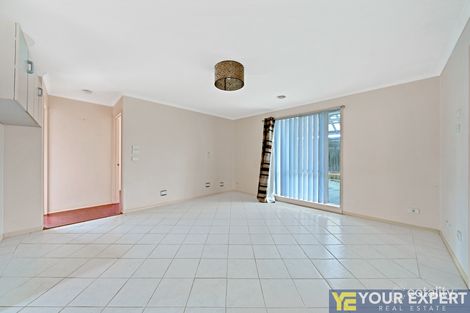 Property photo of 3 Bookham Way Cranbourne West VIC 3977