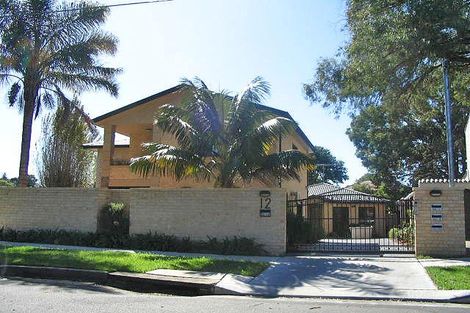 2/12 Taronga St, Hurstville, NSW 2220