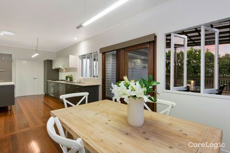 Property photo of 16 Iveagh Avenue Holland Park West QLD 4121