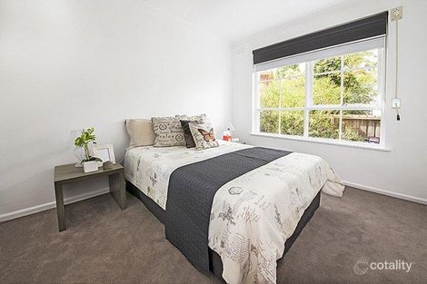 Property photo of 1/15 Rosedale Avenue Glen Huntly VIC 3163