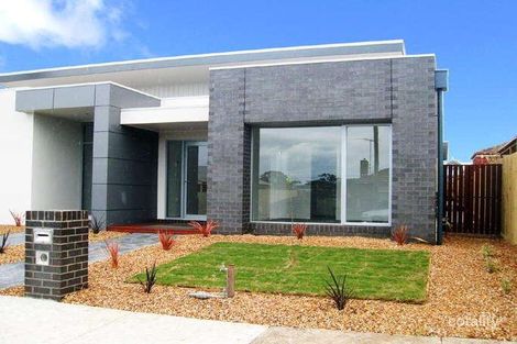 2/28 Stoddart St, Hamlyn Heights, VIC 3215