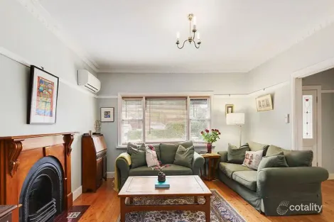 Property photo of 1 Hillside Crescent Blackburn VIC 3130