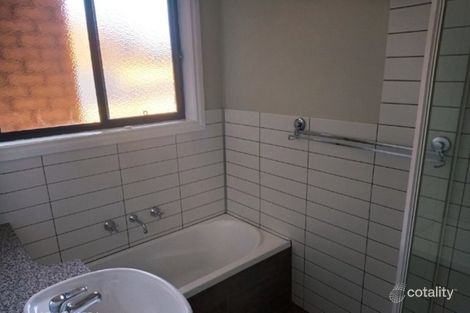 Property photo of 2/12 Alcott Place Delahey VIC 3037