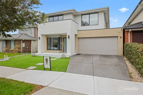 8 Omars Pl, Narre Warren South, VIC 3805