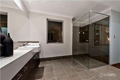 73 Crandon St, Gosnells, WA 6110