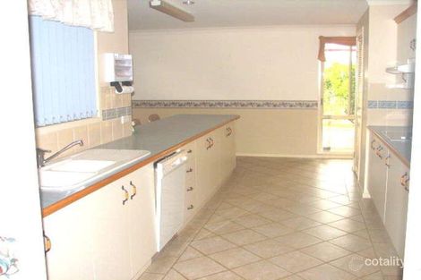 Property photo of 14 Overlanders Way Hillvue NSW 2340