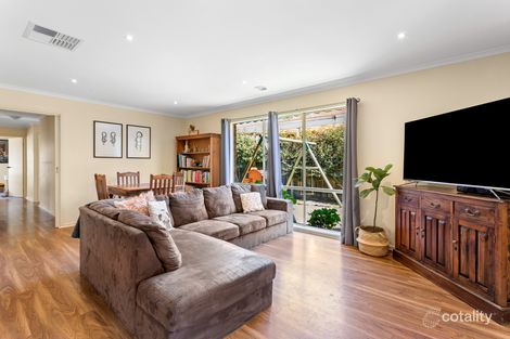 Property photo of 8 Ashenden Square Rosebud VIC 3939