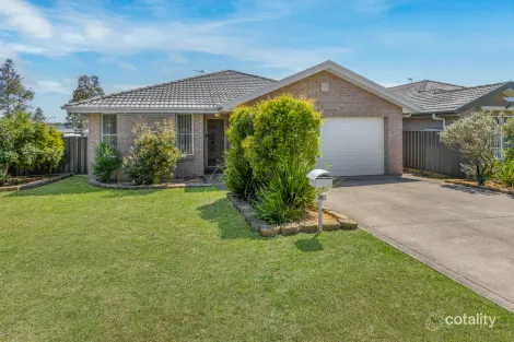 Property photo of 38 Kelman Drive Cliftleigh NSW 2321