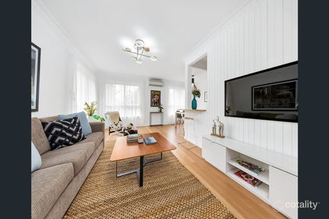 Property photo of 4 Chestnut Drive St Albans VIC 3021