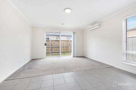 Property photo of 17 Brookdale Road Point Cook VIC 3030