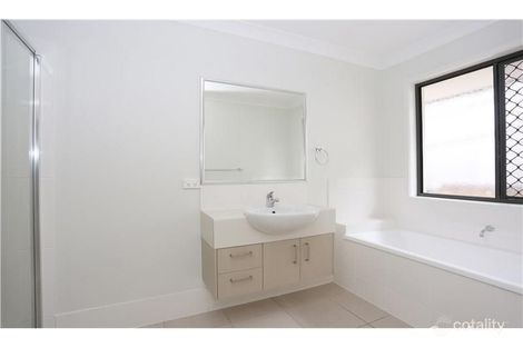 Property photo of 48 Hume Circuit Warner QLD 4500